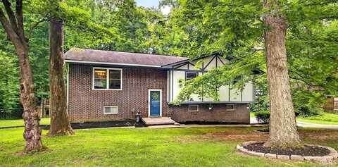 1825 N Ridgeway Drive, Ellettsville, IN 47429