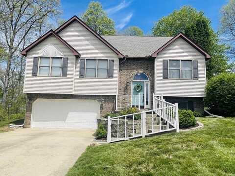 625 Lantern Lane, Ellettsville, IN 47429
