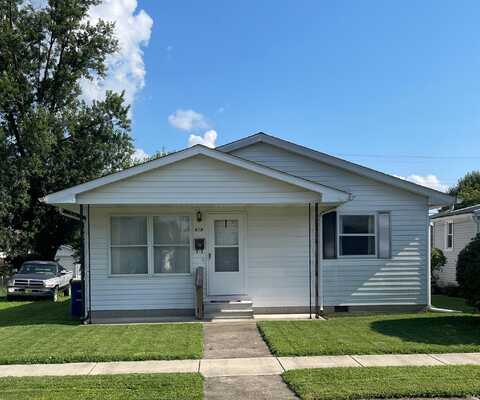 818 W Oak Street, Mitchell, IN 47446