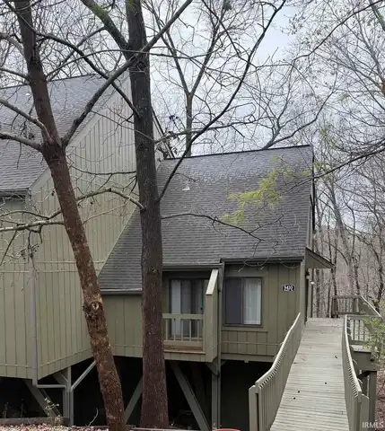 9410 Lake Ridge Drive, Bloomington, IN 47401