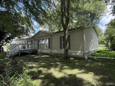 1832 E CR 950 N Road, Farmersburg, IN 47850