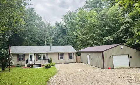 2940 N Stanford Woods Drive, Solsberry, IN 47459