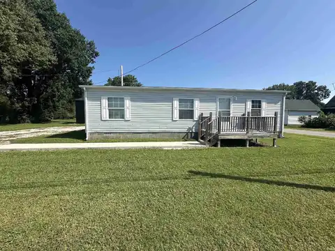 230 SE 6th Street, Linton, IN 47441