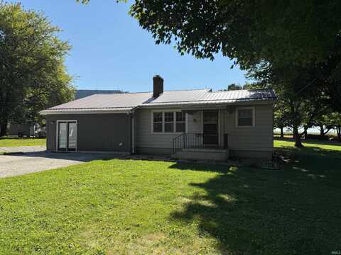 6 S Schroeder Street, Edwardsport, IN 47528