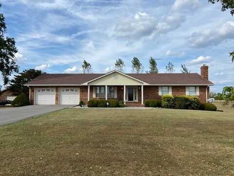 204 Pleasantville Rd., Flemingsburg, KY 41041