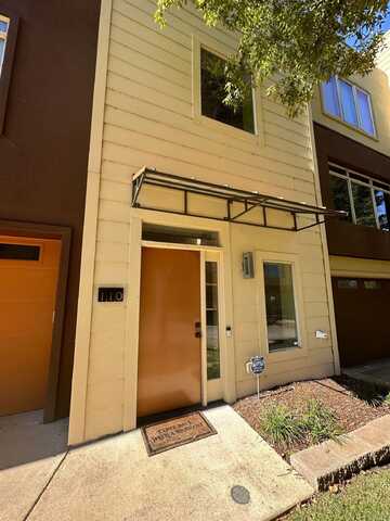 110 Vertical Loft Dr, Little Rock, AR 72201