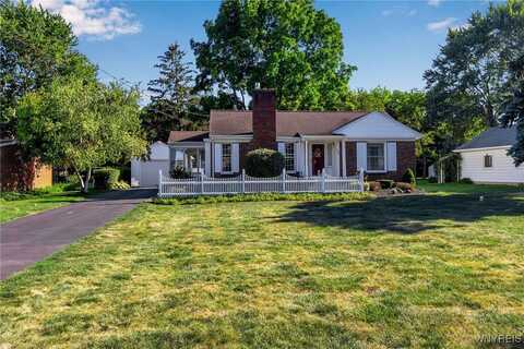 662 Cayuga Drive, Lewiston, NY 14092