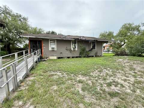 1402 E Kenedy Avenue, Kingsville, TX 78363