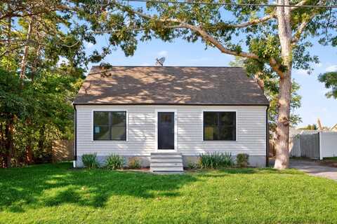 15 Downey Street, Plymouth, MA 02360