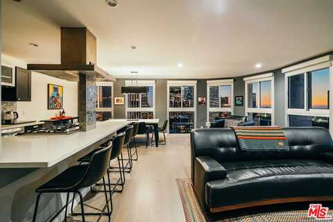 800 W 1st St, Los Angeles, CA 90012