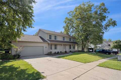 7604 Princeton Drive NE, Cedar Rapids, IA 52402