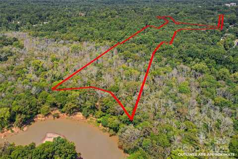 Roanoke Drive, Fort Mill, SC 29715