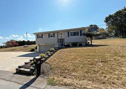 211 Sanrue Drive, Johnstown, PA 15904