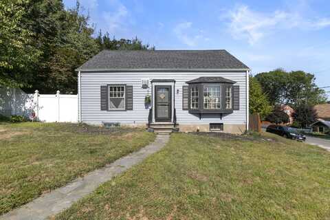 39 Glendale Drive, Waterbury, CT 06708