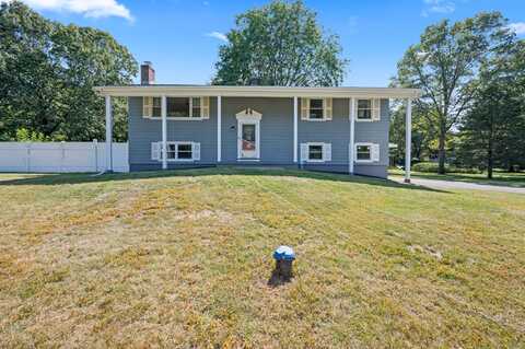 62 Bramblebush Road, Manchester, CT 06040