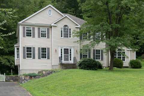 23 Fawnwood Road, Newtown, CT 06482