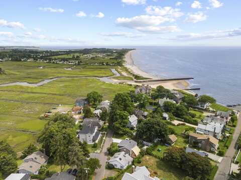 24 Pent Road, Madison, CT 06443