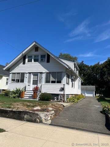 41 Sterling Place, Stamford, CT 06907