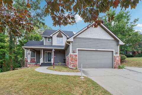 545 Christie Lane, Pleasant Hill, IA 50327