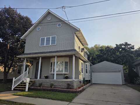 2710 Elm, Dubuque, IA 52001