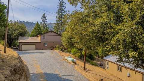 52120 Pettitt Road, Oakhurst, CA 93644