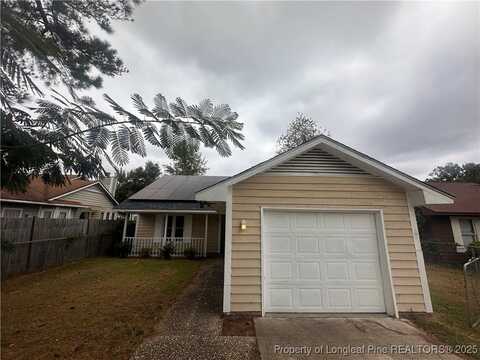 6848 Winchester Street, Fayetteville, NC 28314