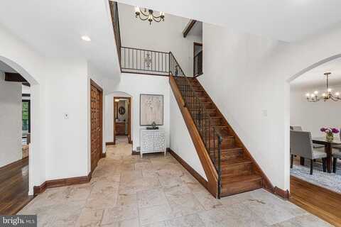 204 FRENCH ROAD, NEWTOWN SQUARE, PA 19073