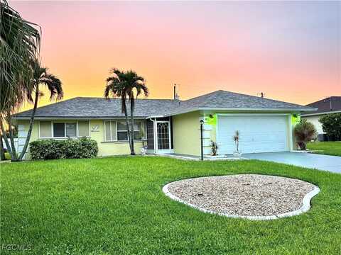 40 NE 13th Place, Cape Coral, FL 33909
