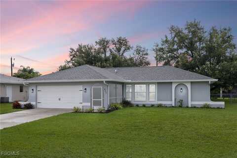 433 SE 19th Lane, Cape Coral, FL 33990