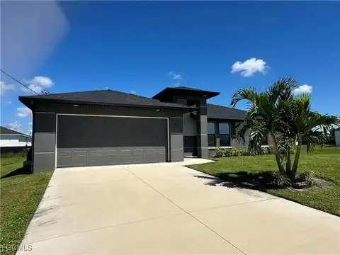 3907 NW 40th Street, Cape Coral, FL 33993