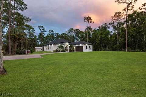 106 18th Avenue NE, Naples, FL 34120
