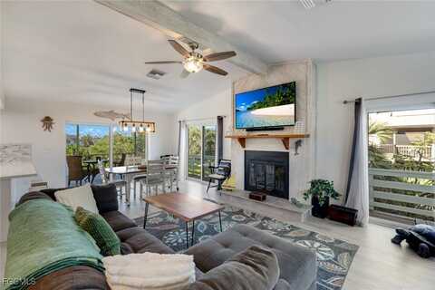 1752 Serenity Lane, Sanibel, FL 33957