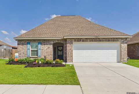 40212 Maddie Dr, Prairieville, LA 70769