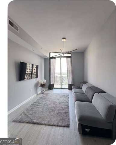 3040 Peachtree, Atlanta, GA 30305