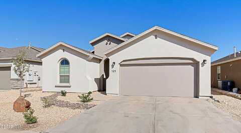 121 Esther Trail, Santa Teresa, NM 88008