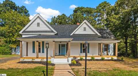 203 N adair Street, Clinton, SC 29325