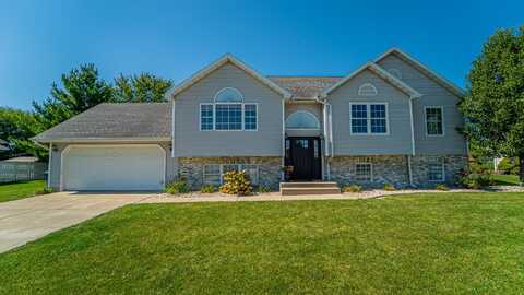 611 Iowa Drive, Lowell, IN 46356