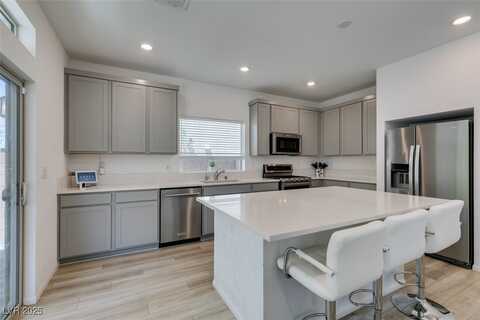 10375 Rose Palisade Street, Las Vegas, NV 89141