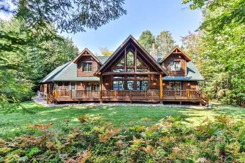14077 SUGARBUSH TR, Lac du Flambeau, WI 54538