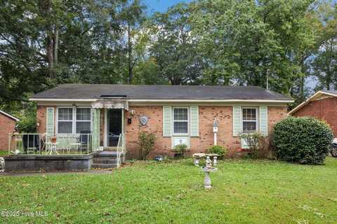 602 Meadows Lane, Kinston, NC 28501