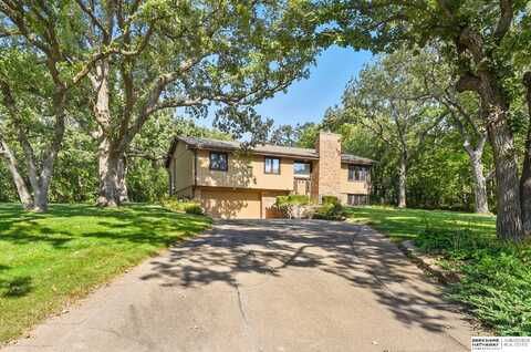 18811 Oak Lane, Gretna, NE 68028