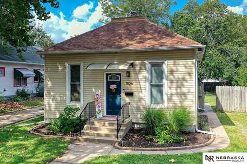 1826 Sumner Street, Lincoln, NE 68502