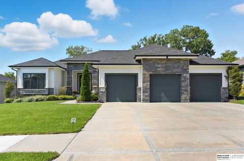 11018 S 174 Street, Omaha, NE 68136