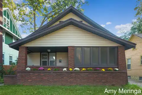 1022 Calvin Avenue SE, Grand Rapids, MI 49506