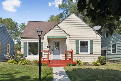 1137 Hoyt Street SE, Grand Rapids, MI 49507