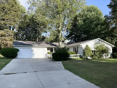 170 Francis Drive E, Battle Creek, MI 49015