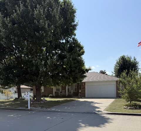 2306 W Austin Street, Bolivar, MO 65613