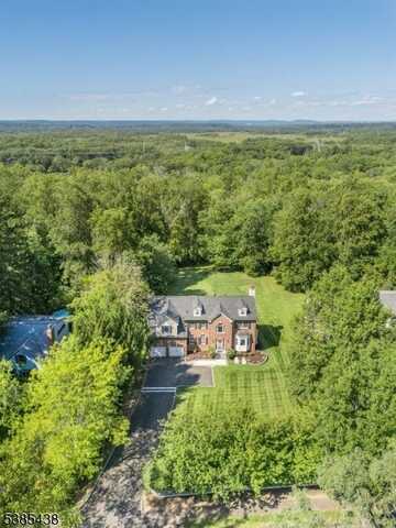 562 Fairmount Ave, Chatham, NJ 07928
