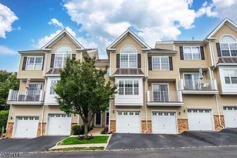 154 Mountainside Dr, Pompton Lakes, NJ 07442