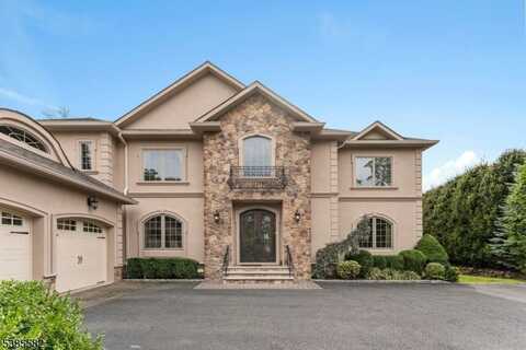 26 Dorset Ln, Millburn, NJ 07078